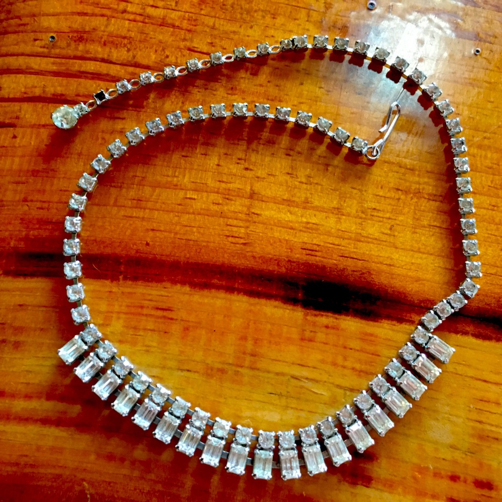 Vintage Rhinestone Box Chocker